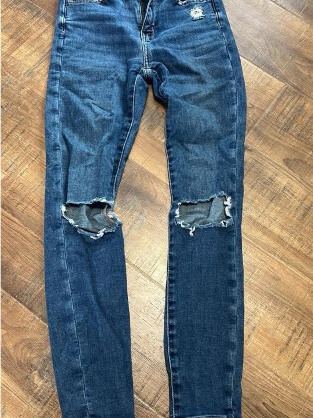 American Eagle Outfitters Dark Blue Skinny Jeans with Knee Rips